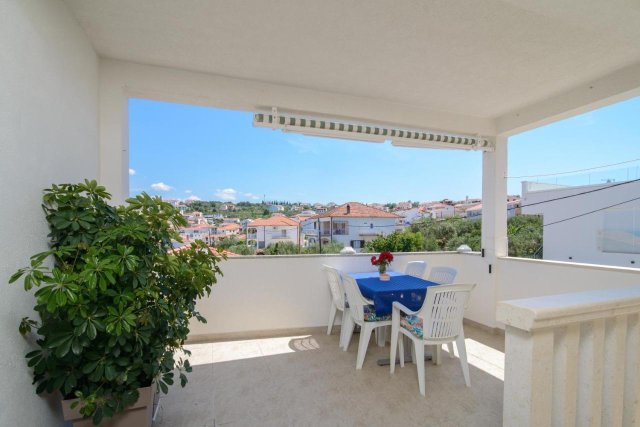 Apartments Tonka Trogir Extérieur photo