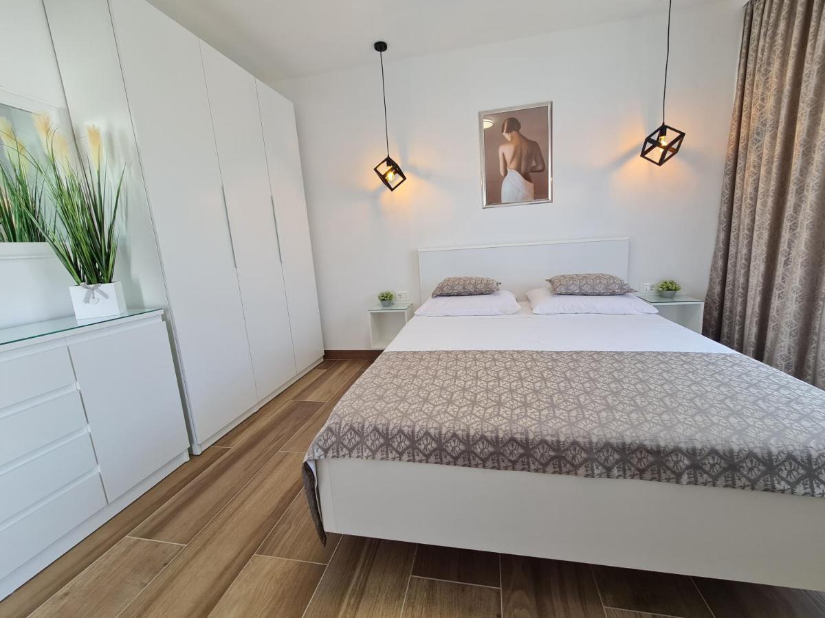 Apartments Tonka Trogir Extérieur photo
